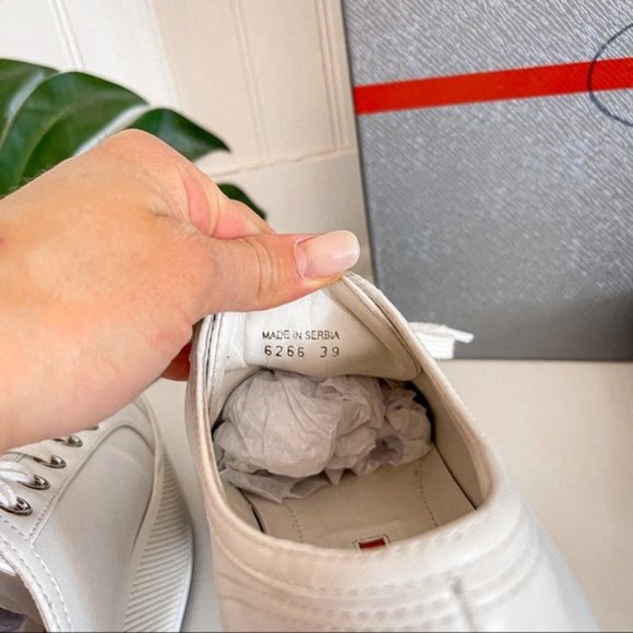 PRADA Sneakers - Picture 8 of 9